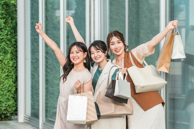 海外旅行で使える英語フレーズ集【ショッピング編】買い物の時のおすすめ表現を紹介